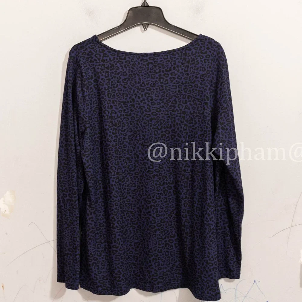 Brand new Mario Serrani crewneck long-sleeved top  size XL - Picture 4 of 5